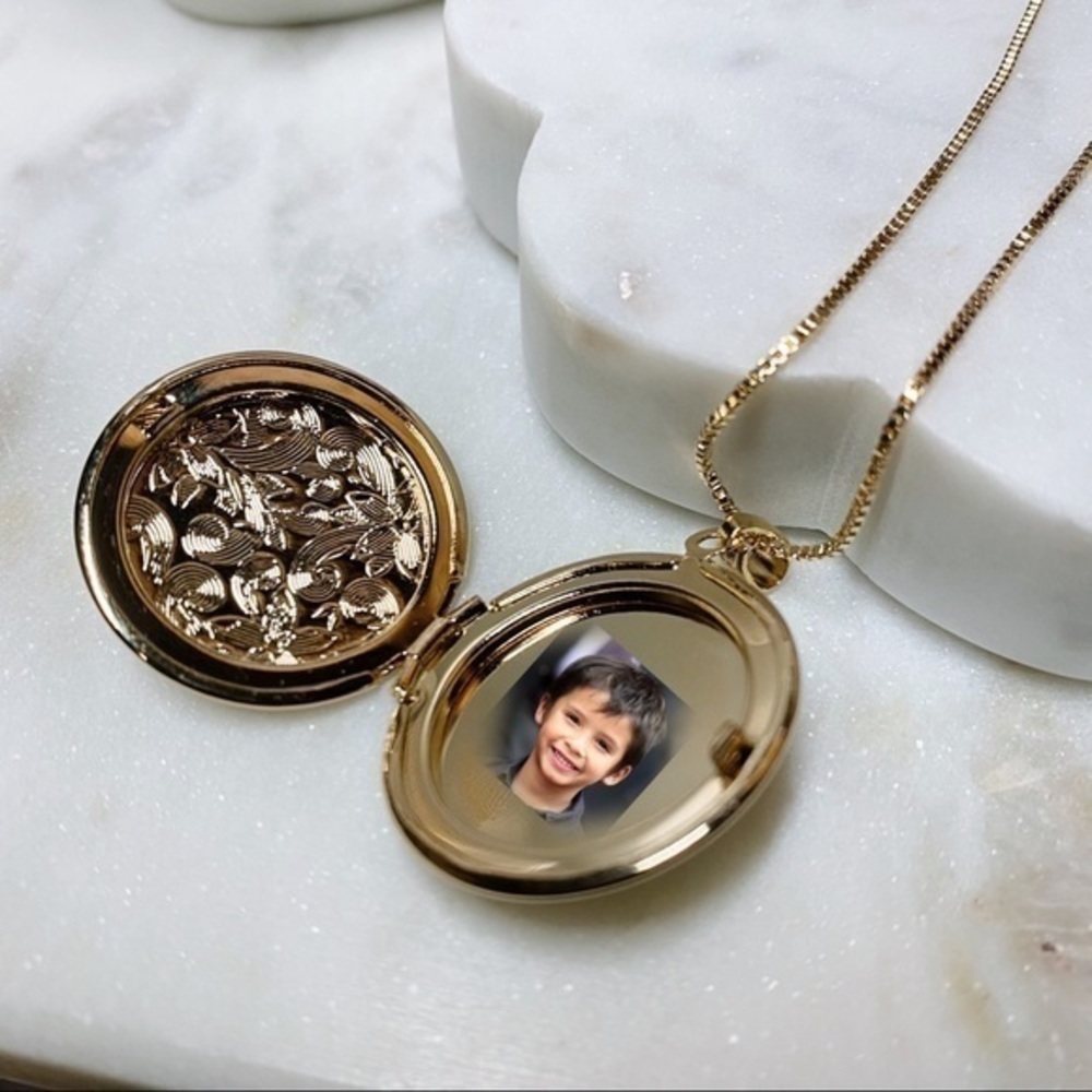 Coin Locket Necklace 925 Sterling Silver - Picture 3 of 8